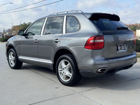 Used 2008 Porsche Cayenne S image 16