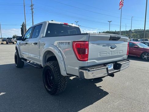 Used 2023 Ford F150 XLT w/ Trailer Tow Package image 5