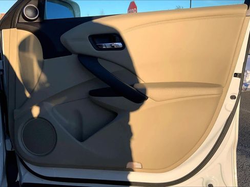 Used 2016 Acura RDX Tech/AcuraWatch Plus Pkg image 23