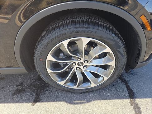 New 2026 Lincoln Aviator Reserve image 7