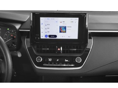 Certified 2026 Toyota Corolla LE image 10