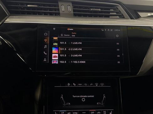 Used 2024 Audi Q8 e-tron Prestige w/ Prestige Package AWD/4WD image 20