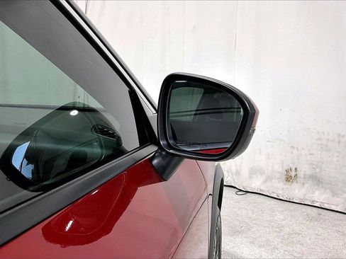 Used 2021 Nissan Rogue SV image 11