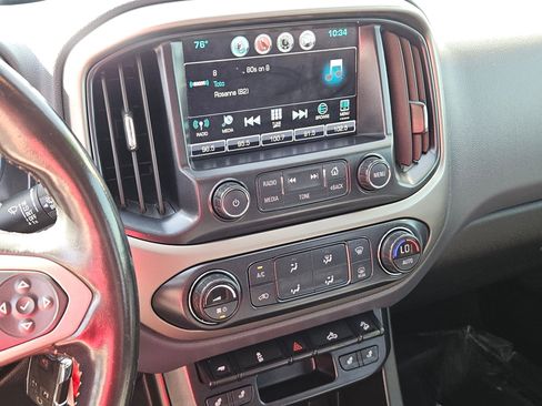 Used 2017 Chevrolet Colorado Z71 image 19