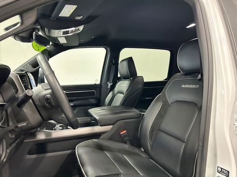 Used 2024 RAM 1500 Laramie image 16