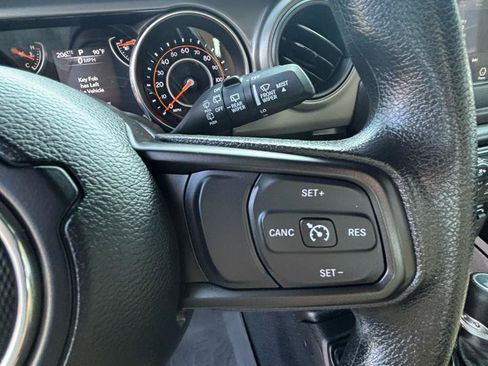 Used 2022 Jeep Wrangler Sport AWD/4WD image 14
