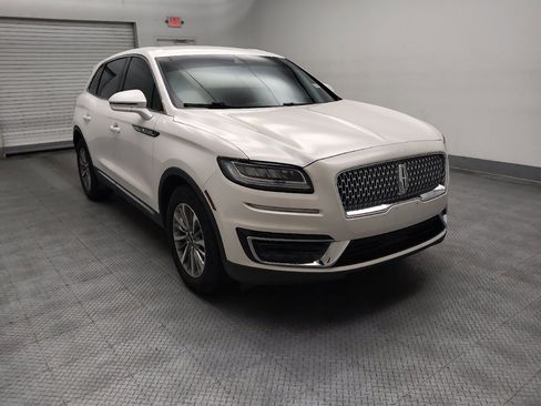 Used 2019 Lincoln Nautilus Select AWD/4WD image 13