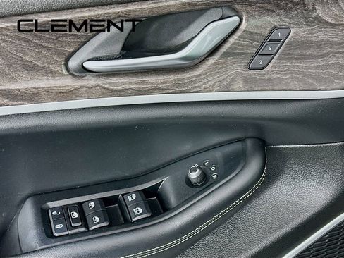 Used 2022 Jeep Grand Cherokee Limited 4xe image 28