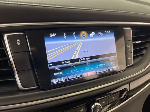 Used 2018 Buick Enclave Premium image 32