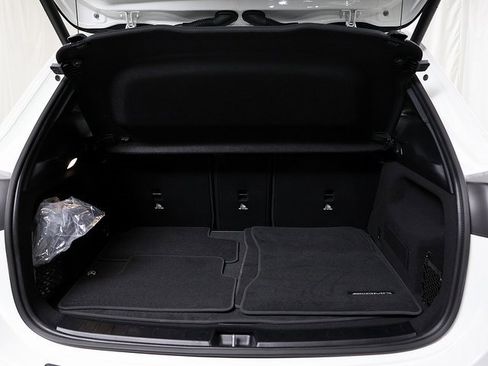 Certified 2025 Mercedes-Benz GLA 35 AMG 4MATIC image 30