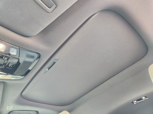 Used 2023 Lexus RX 350 Premium image 31