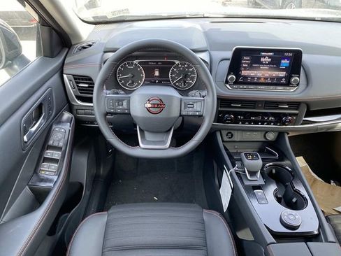 New 2026 Nissan Rogue SV AWD/4WD image 9