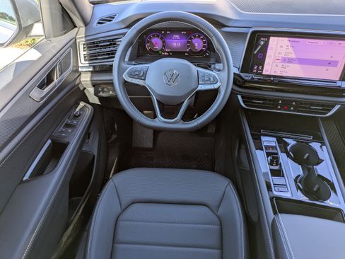 New 2026 Volkswagen Atlas Cross Sport SEL AWD/4WD image 17