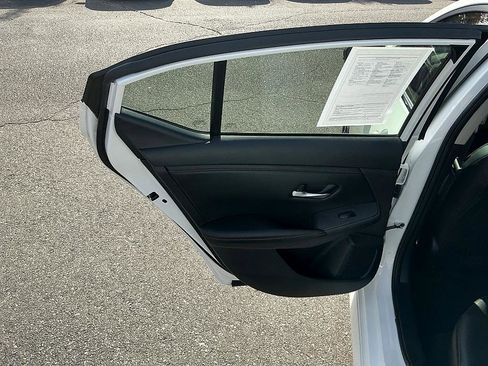 Certified 2024 Nissan Sentra SR w/ SR Premium Package image 23