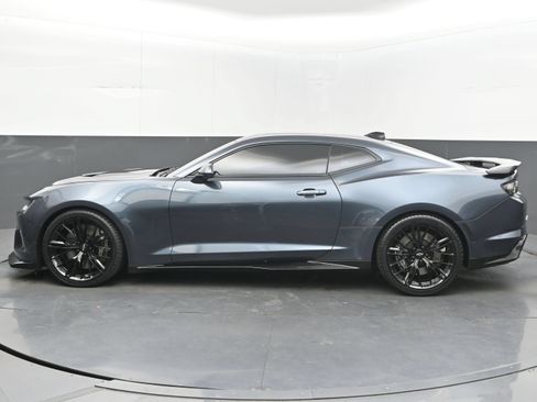 Used 2021 Chevrolet Camaro ZL1 w/ LPO, ZL1 Protection Package RWD image 10
