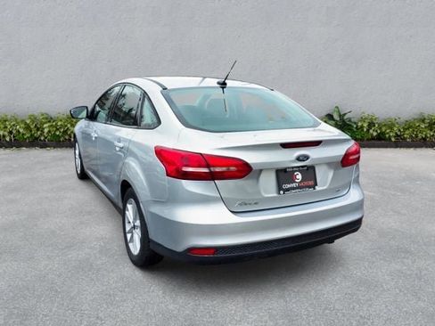 Used 2018 Ford Focus SE image 8