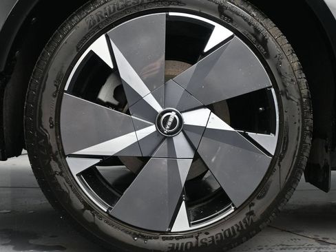 Certified 2025 Nissan Ariya Platinum AWD/4WD image 12