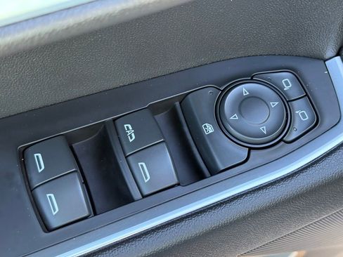 Used 2023 Chevrolet Silverado 1500 RST RWD image 19