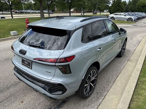 New 2026 Audi Q3 quattro 2.0T AWD/4WD image 36
