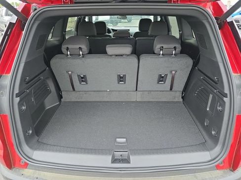 New 2025 GMC Acadia Elevation image 26