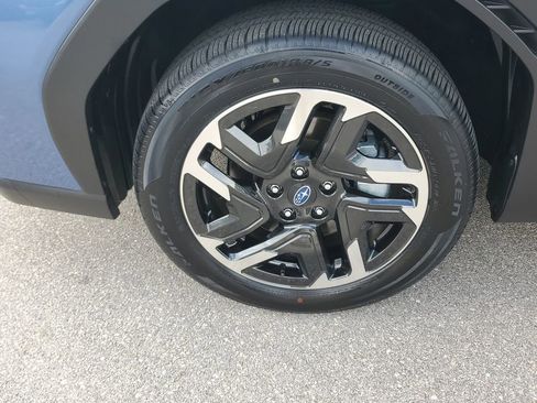 Used 2025 Subaru Forester Limited image 10