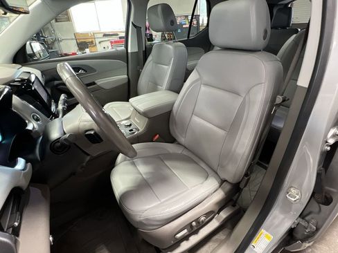Certified 2020 Chevrolet Traverse Premier image 20
