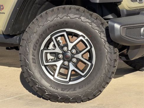 New 2025 Jeep Wrangler Rubicon image 8