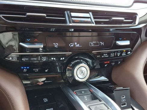 Used 2023 Acura MDX SH-AWD w/ Advance Package image 18