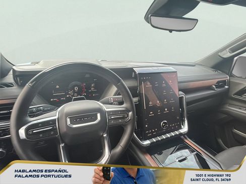 Certified 2026 GMC Yukon Denali w/ Denali Reserve Package AWD/4WD image 17