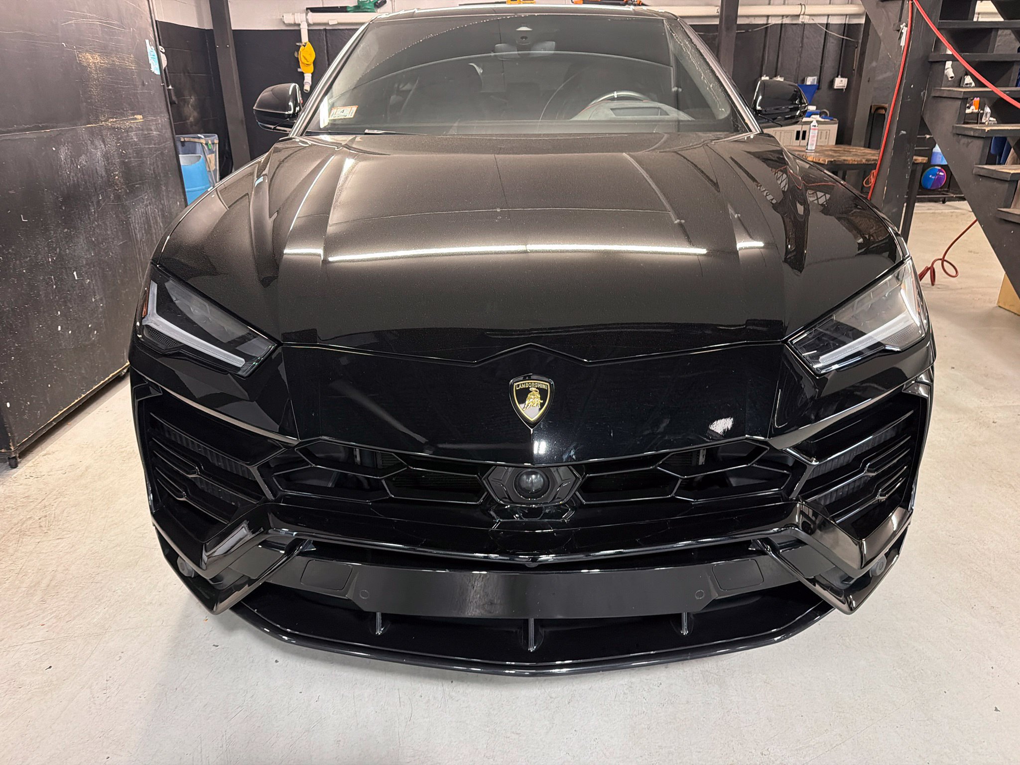 Used 2021 Lamborghini Urus AWD/4WD image 2