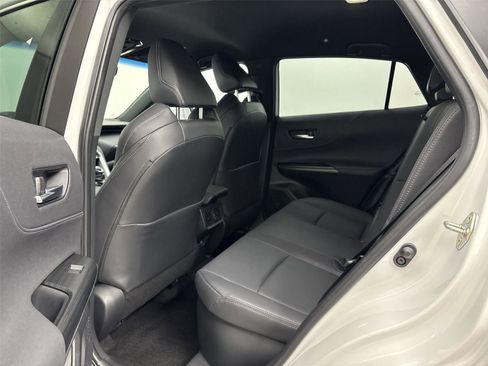 Used 2024 Toyota Venza Nightshade AWD/4WD image 29
