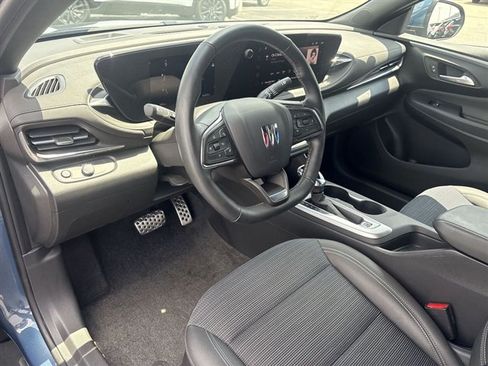 Used 2024 Buick Envista Preferred w/ Convenience I Package FWD image 10