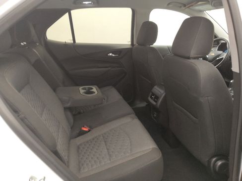 Used 2021 Chevrolet Equinox LT image 19