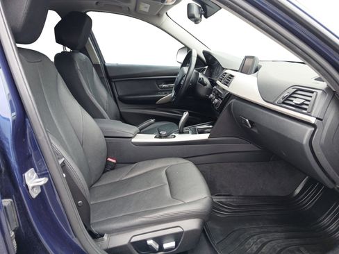 Used 2018 BMW 320i Sedan image 15