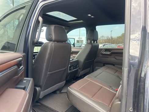 Used 2024 GMC Sierra 2500 Denali w/ Denali Reserve Package image 23