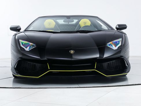 Used 2015 Lamborghini Aventador LP 720-4 50th Anniversario AWD/4WD image 13