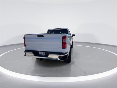 Used 2022 Chevrolet Silverado 1500 LT image 7