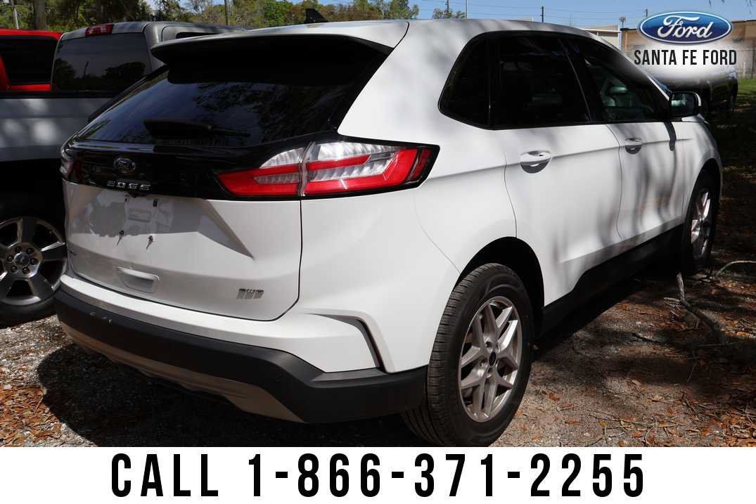 Used 2024 Ford Edge SEL AWD/4WD image 4