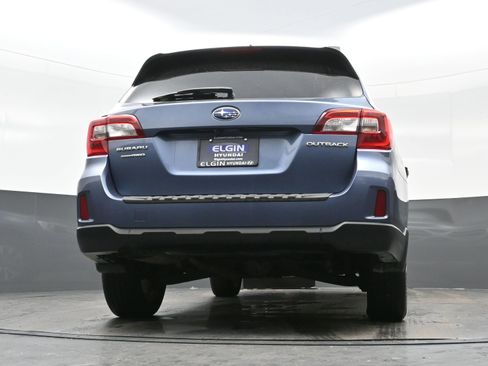 Used 2016 Subaru Outback 2.5i Limited image 33