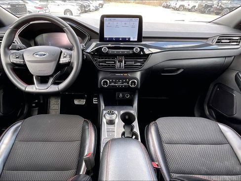 Certified 2024 Ford Escape ST-Line w/ Cold Weather Package image 7