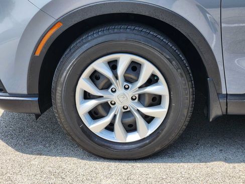 Certified 2024 Honda CR-V LX image 9