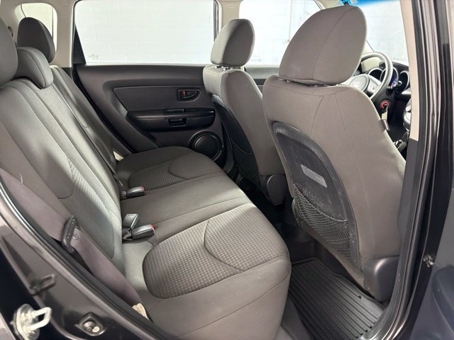 Used 2012 Kia Soul FWD image 17