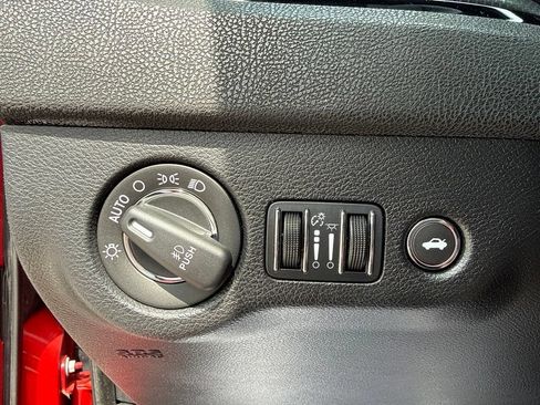 Used 2015 Chrysler 300 S RWD image 22