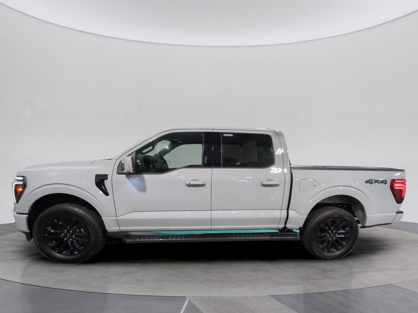 Used 2026 Ford F150 Lariat w/ Equipment Group 502A High AWD/4WD image 2
