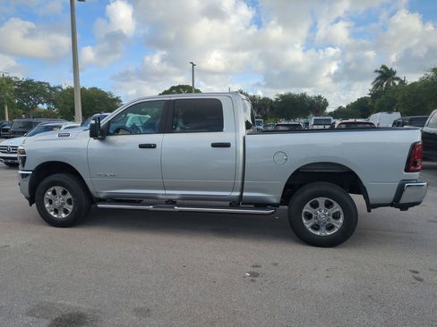 Used 2026 RAM 2500 Big Horn AWD/4WD image 9