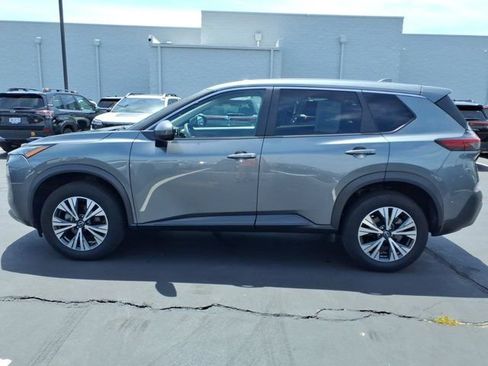 Used 2023 Nissan Rogue SV AWD/4WD image 4