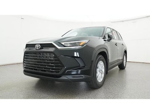New 2026 Toyota Grand Highlander XLE image 33