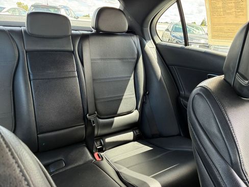 Used 2024 Mercedes-Benz C 300 Sedan image 38