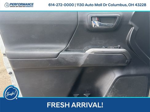 Used 2020 Toyota Tacoma TRD Sport image 14