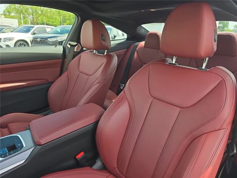 Used 2026 BMW M440i Coupe RWD image 12